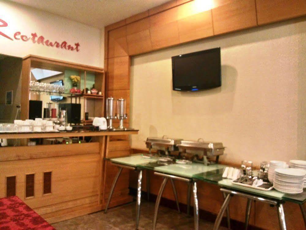 Lien Thanh Hotel Хошимин Экстерьер фото