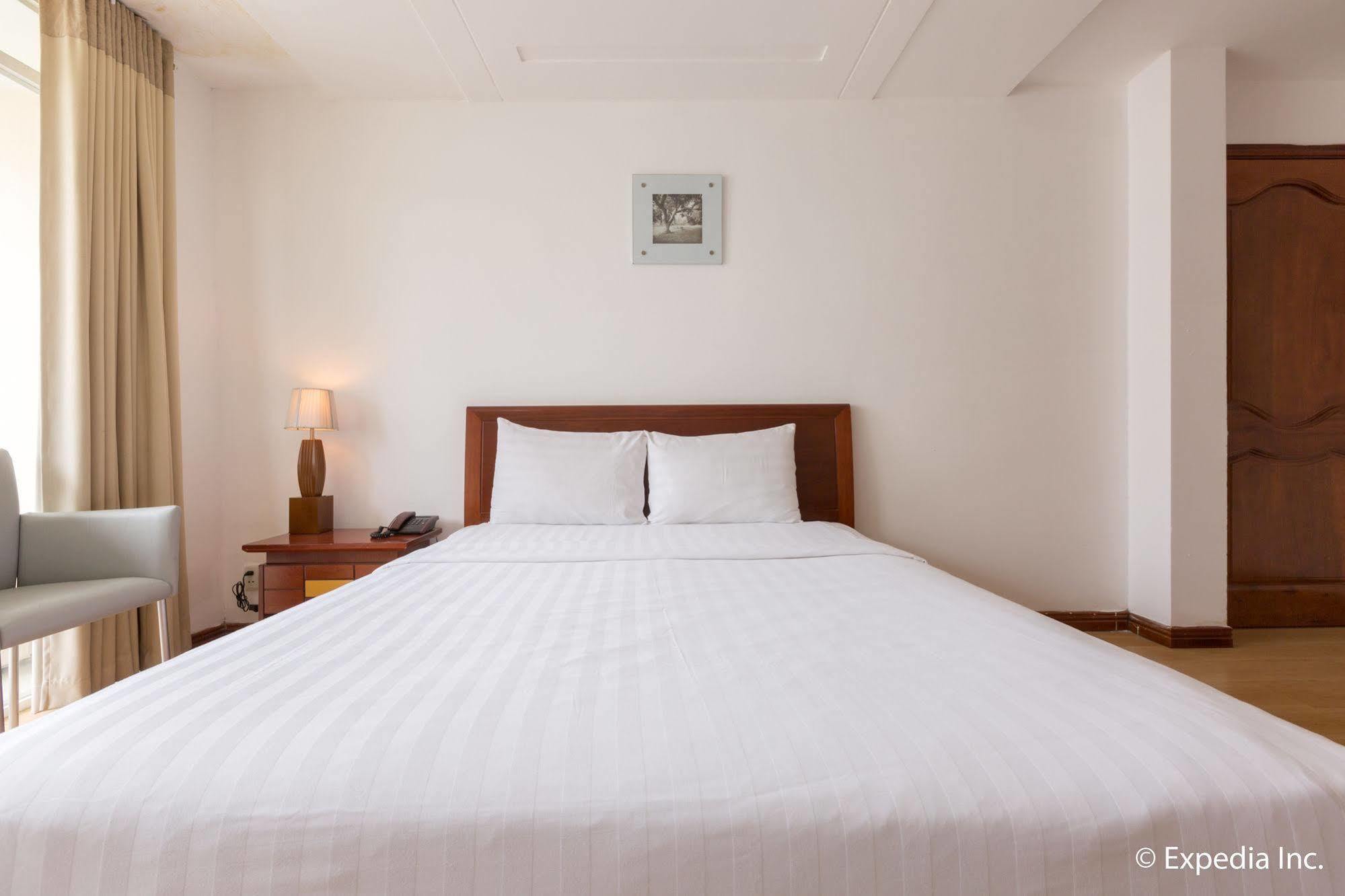 Lien Thanh Hotel Хошимин Экстерьер фото
