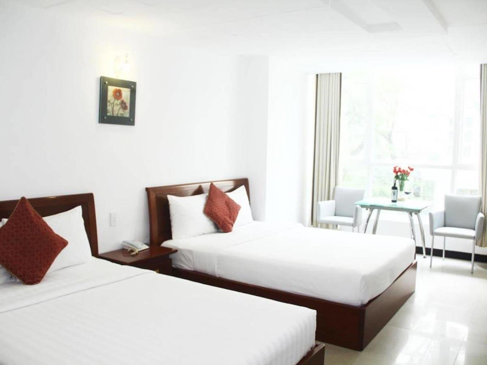 Lien Thanh Hotel Хошимин Экстерьер фото