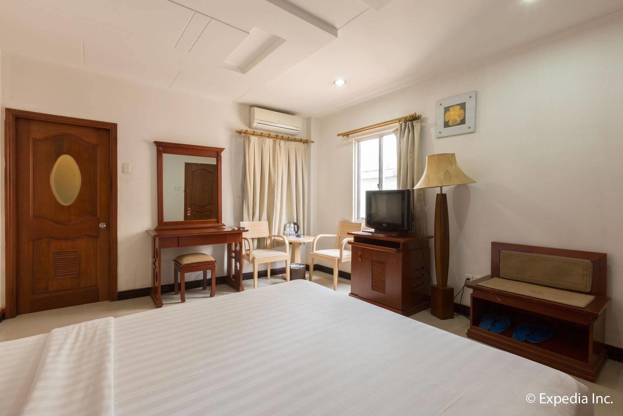 Lien Thanh Hotel Хошимин Экстерьер фото